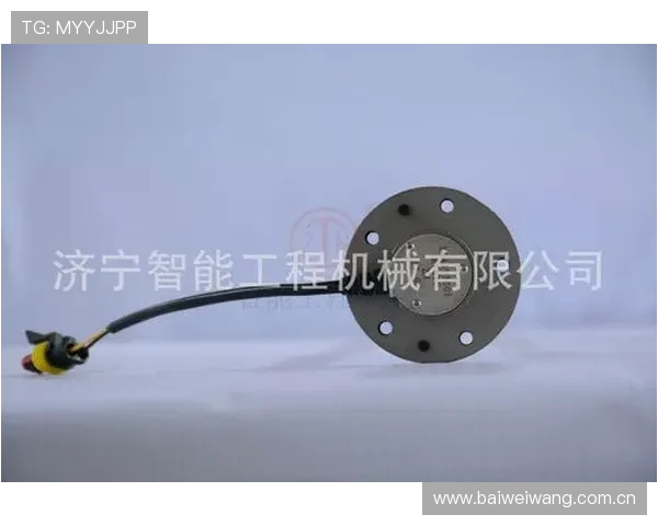 挖掘机燃油防盗传感器安装